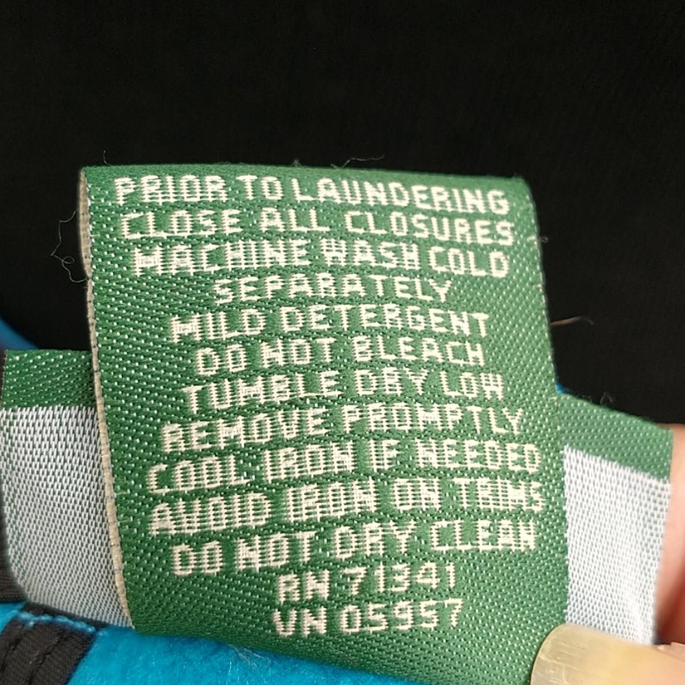 L. L. Bean Lightweight Jacket - Picture 13 of 13